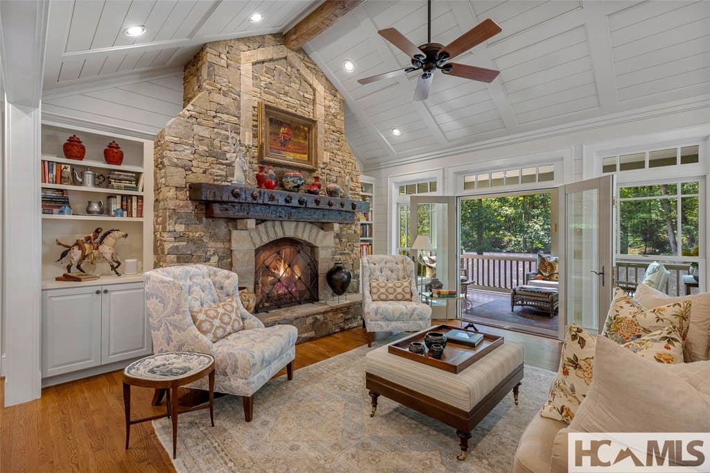 285 Streamside Dr Lot 11, Cashiers