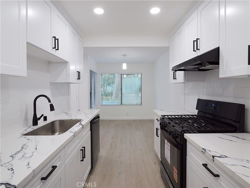 20561 S Vermont Ave Unit 7, Torrance