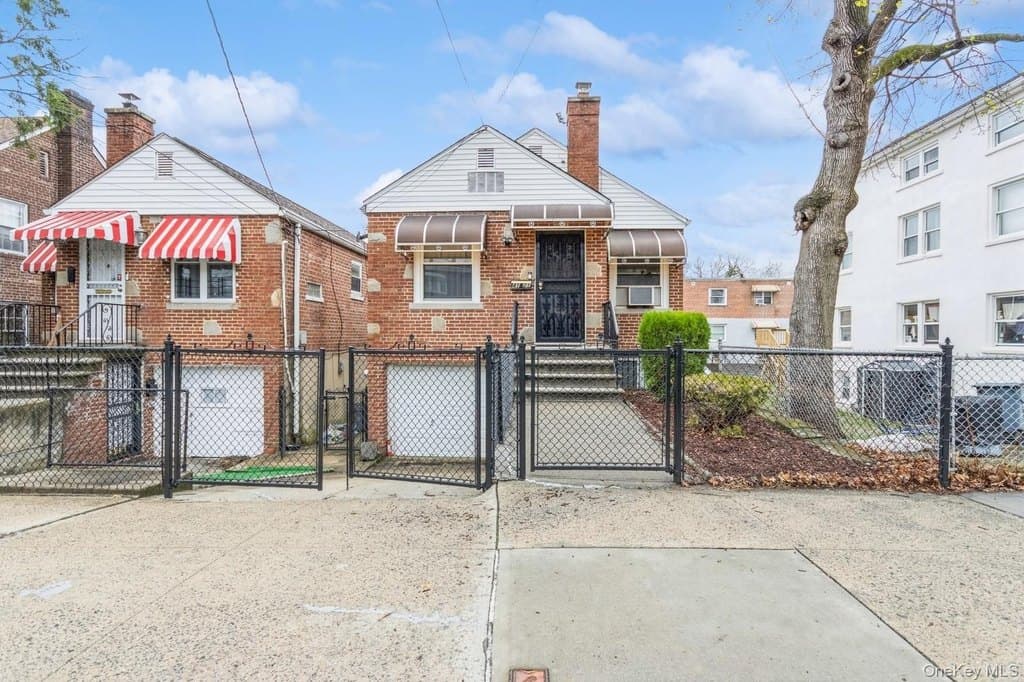 4121 Grace Ave, Bronx