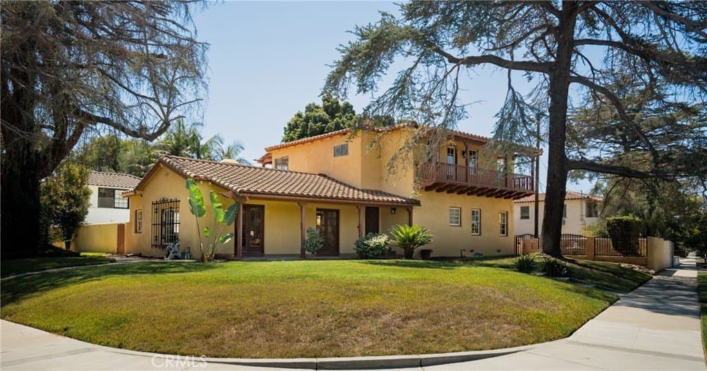 4485 Myrtle Ave, Long Beach