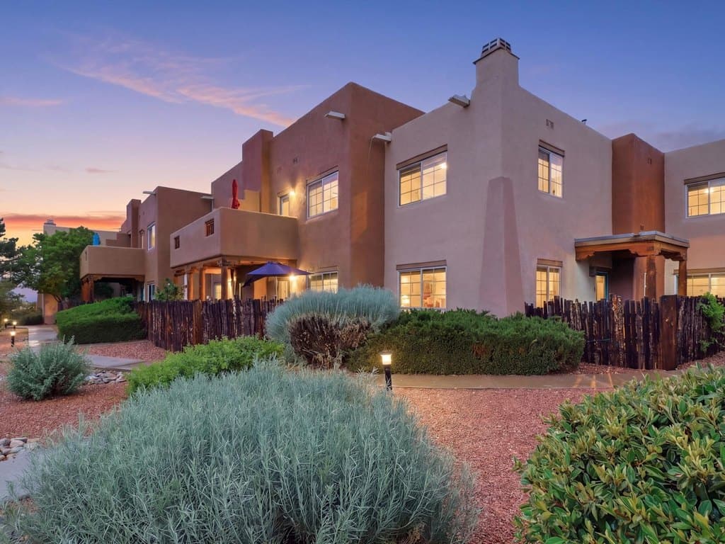 2210 Miguel Chavez Rd Unit 623, Santa Fe