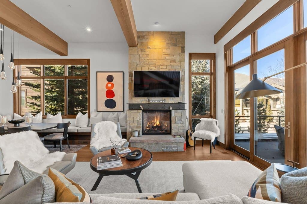 146 Clos Du Val, Sun Valley