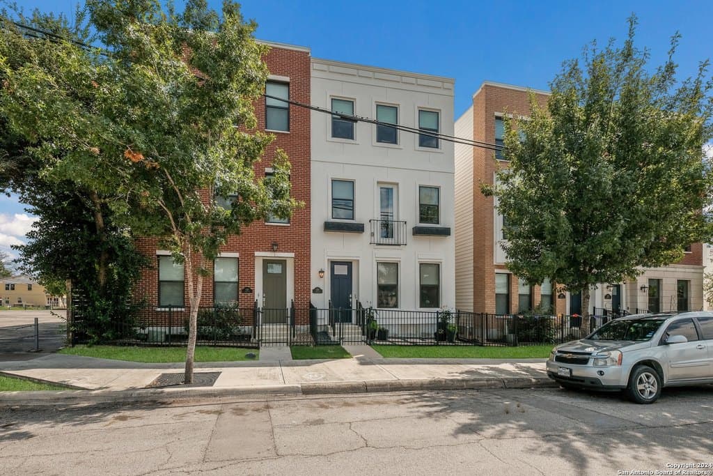 426 Center St, San Antonio