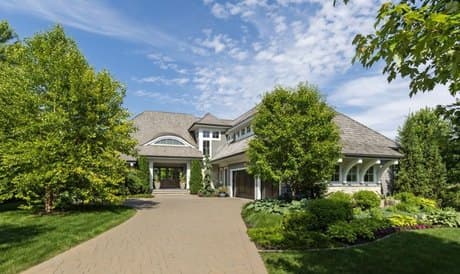 1595 Locust Hills Cir, Wayzata