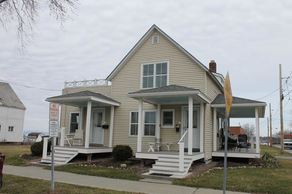 56 Wright Ave, Burlington