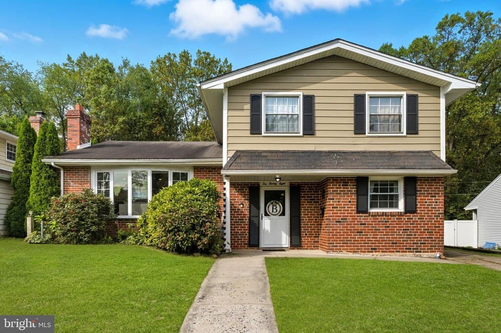 1028 Norvelt Dr, Philadelphia