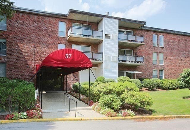 57 Broadlawn Park Unit 14B