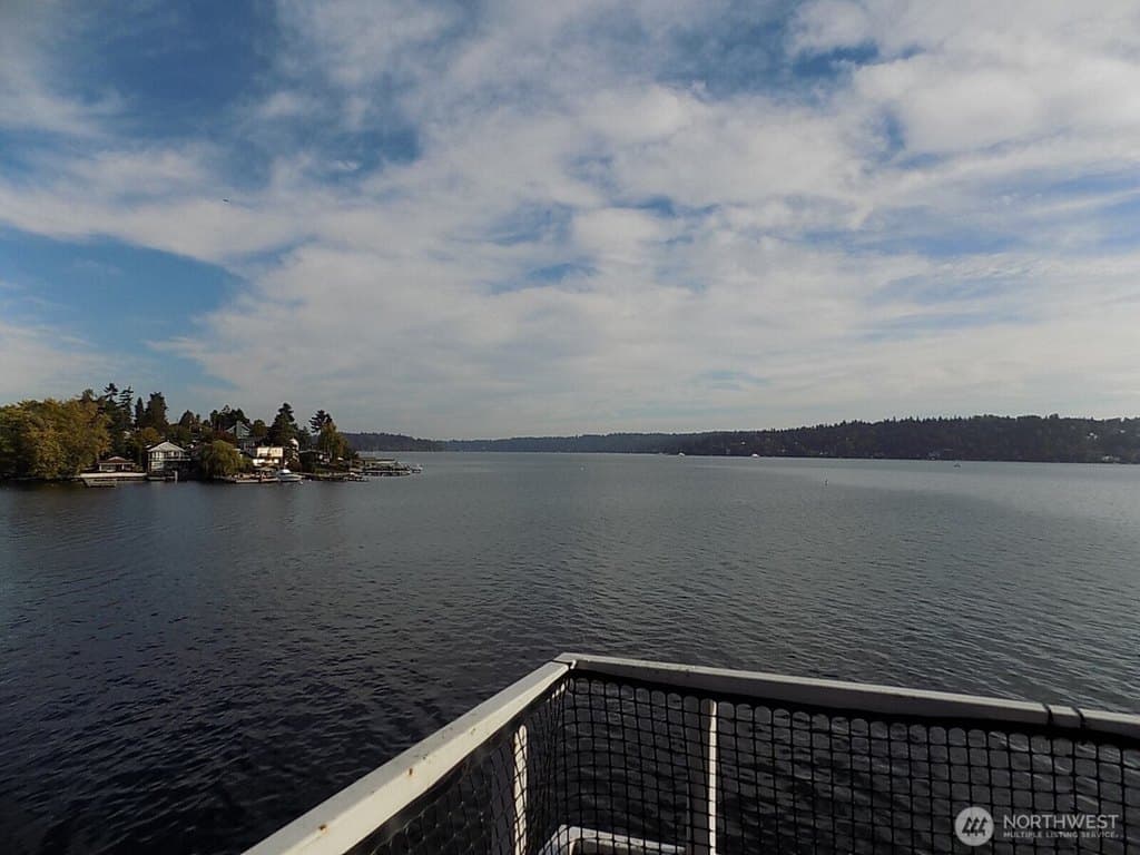 9500 Rainier Ave S Apt 311