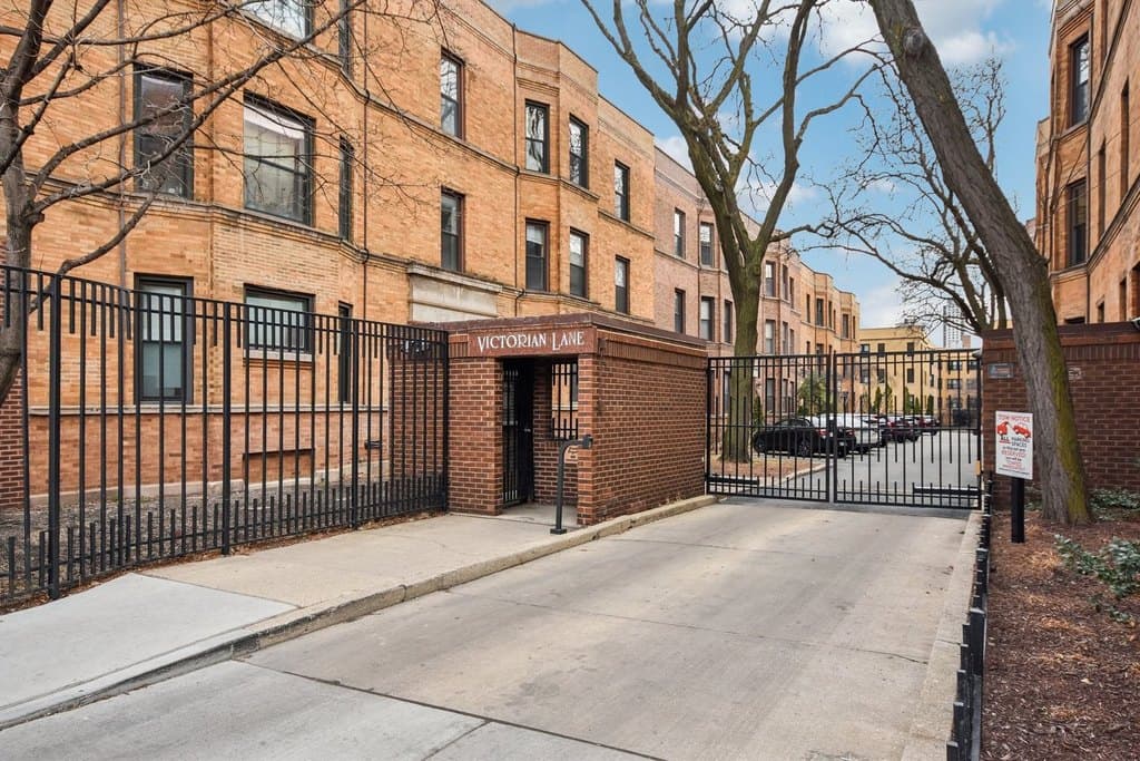 744 W California Ter Apt 1