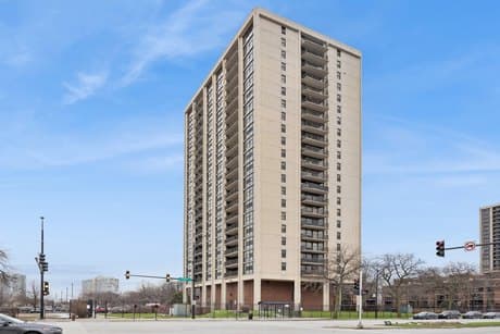 2901 S Michigan Ave Unit 808-9