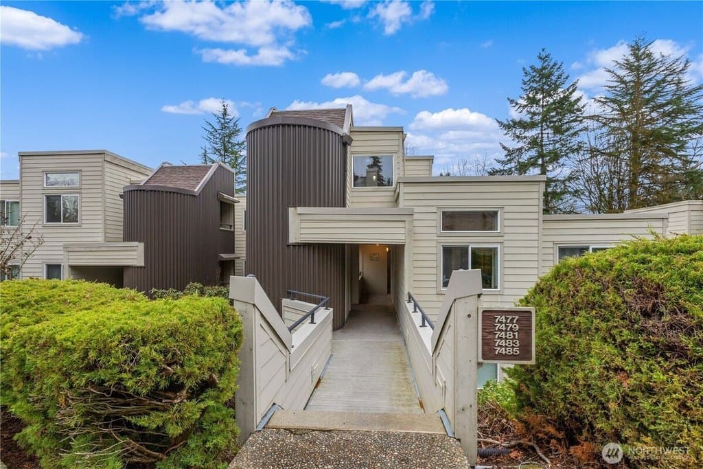 7481 Old Redmond Rd Unit 421, Redmond