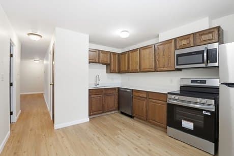 8 Chapel Hill Dr Apt 2