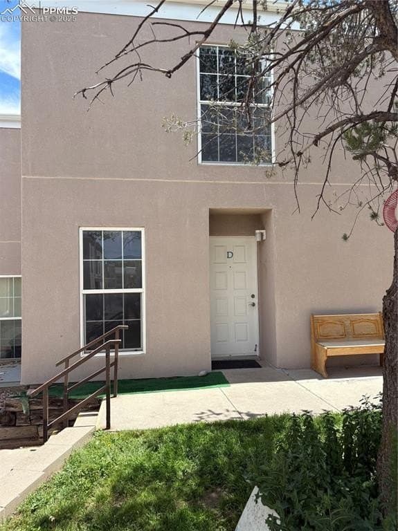 3250 Van Teylingen Dr Apt D