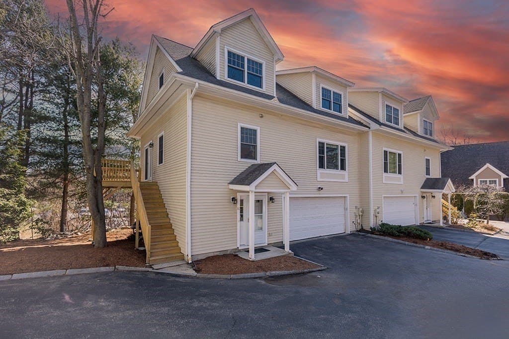 81 Beecher Pl Unit 81, Newton