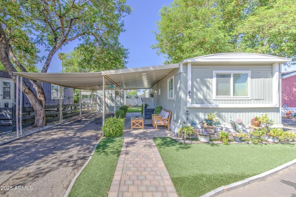 1304 E Bell Rd Lot 43