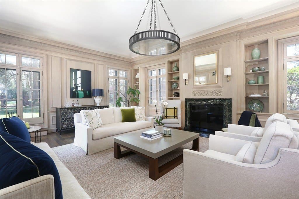 39 Worthington Rd, Brookline