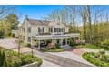 54 Lincoln St, Hingham
