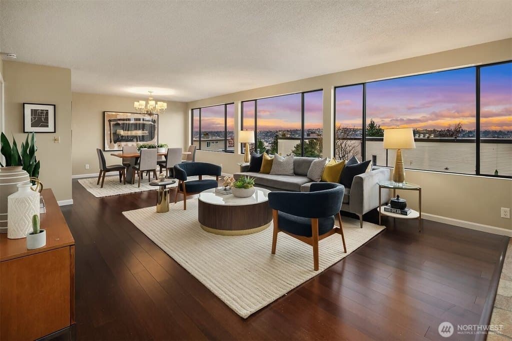 3608 26th Pl W Apt 201