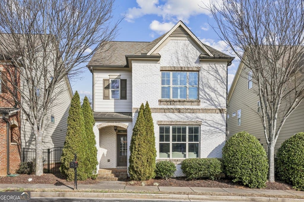 7895 Crownpoint Dr, Alpharetta