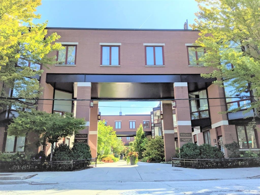 1236 W Cottage Pl Unit 1236, Chicago