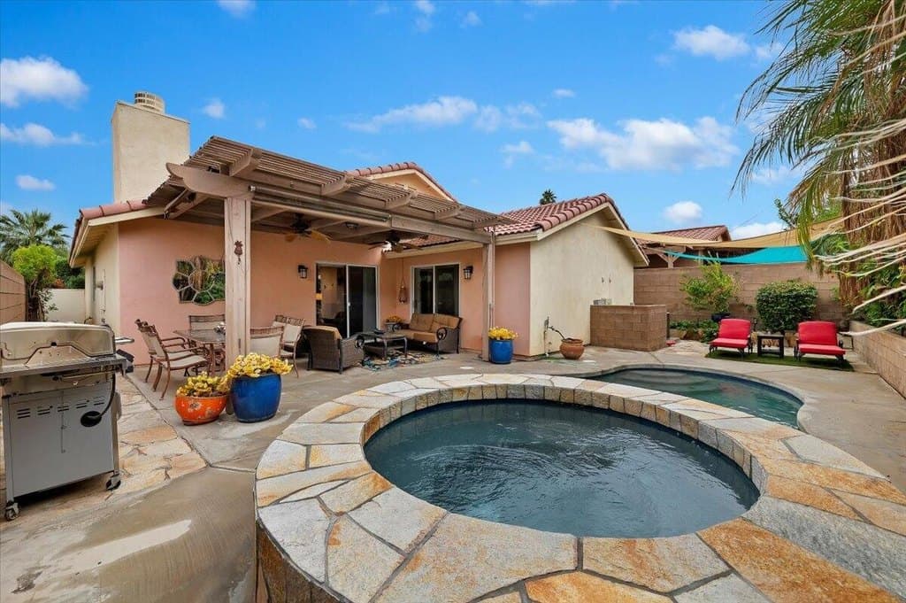 53105 Avenue Rubio, La Quinta