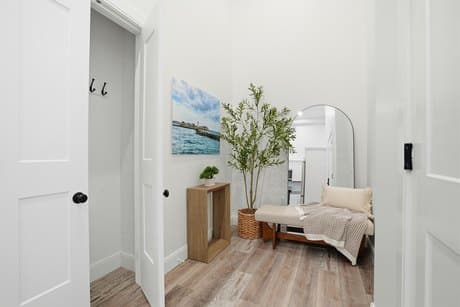 10 Water St Apt 3