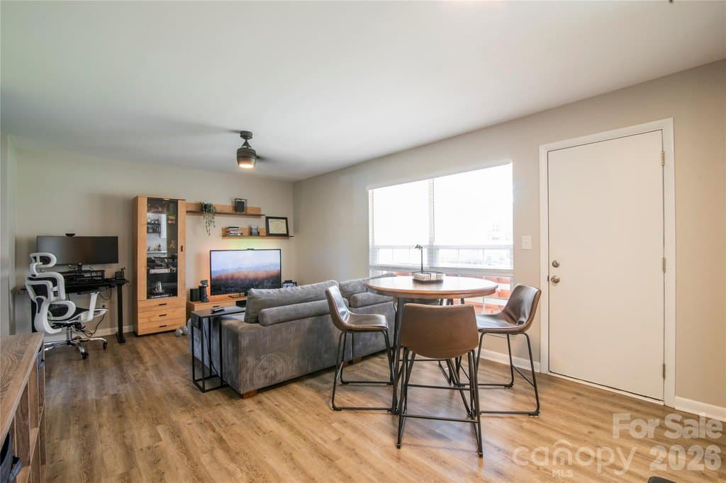 4605 Coronado Dr Apt N, Charlotte