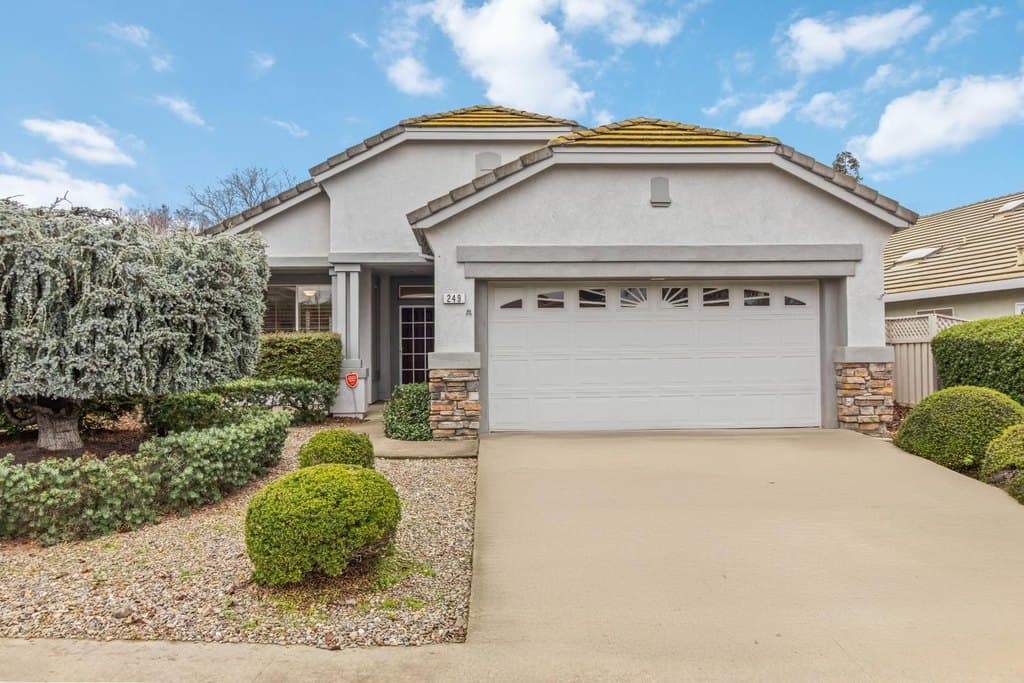249 Snowy River Ct, Roseville