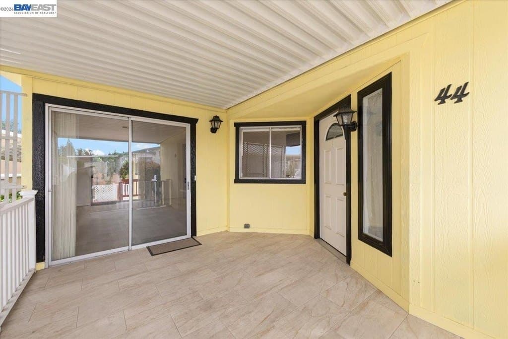 3263 Vineyard Ave Spc 44, Pleasanton