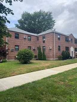 8011 Shore Pkwy Unit 287