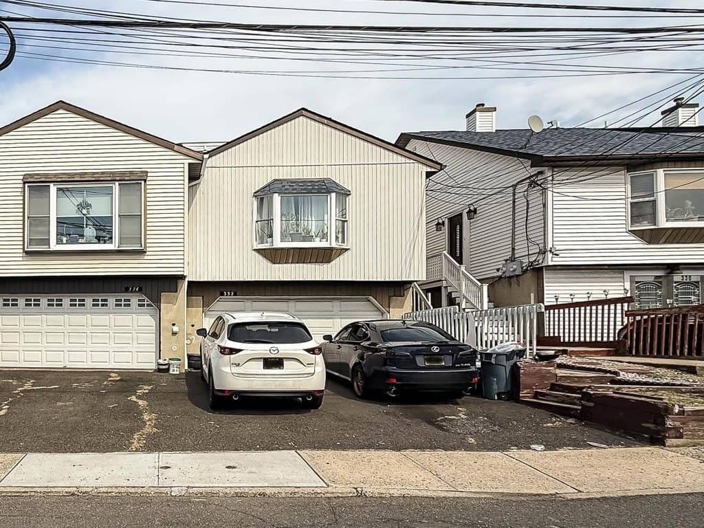 332 Winfield Ave, Jersey City