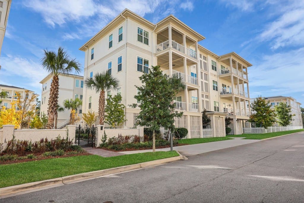 320 Longshore St Unit 1025, Charleston