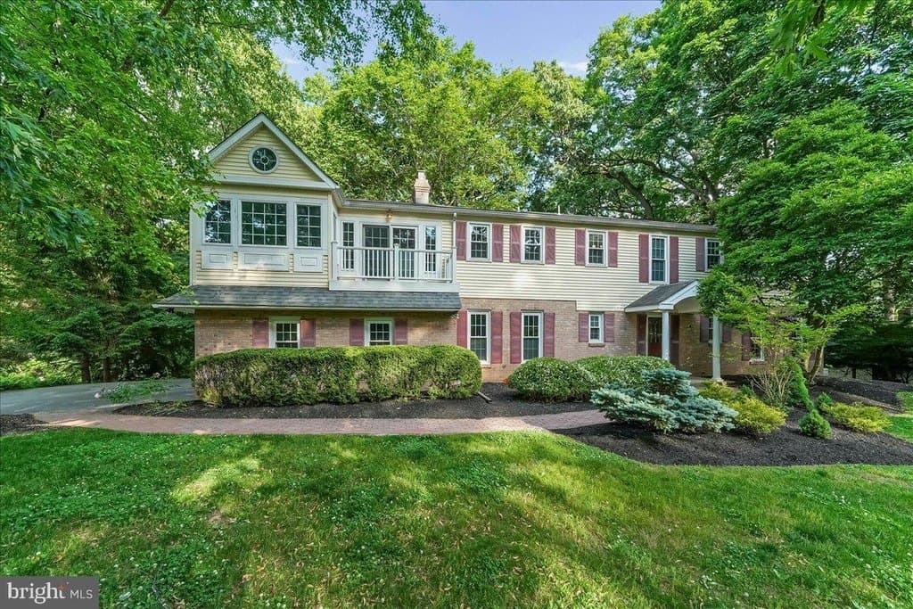 686 Limehouse Rd, Wayne