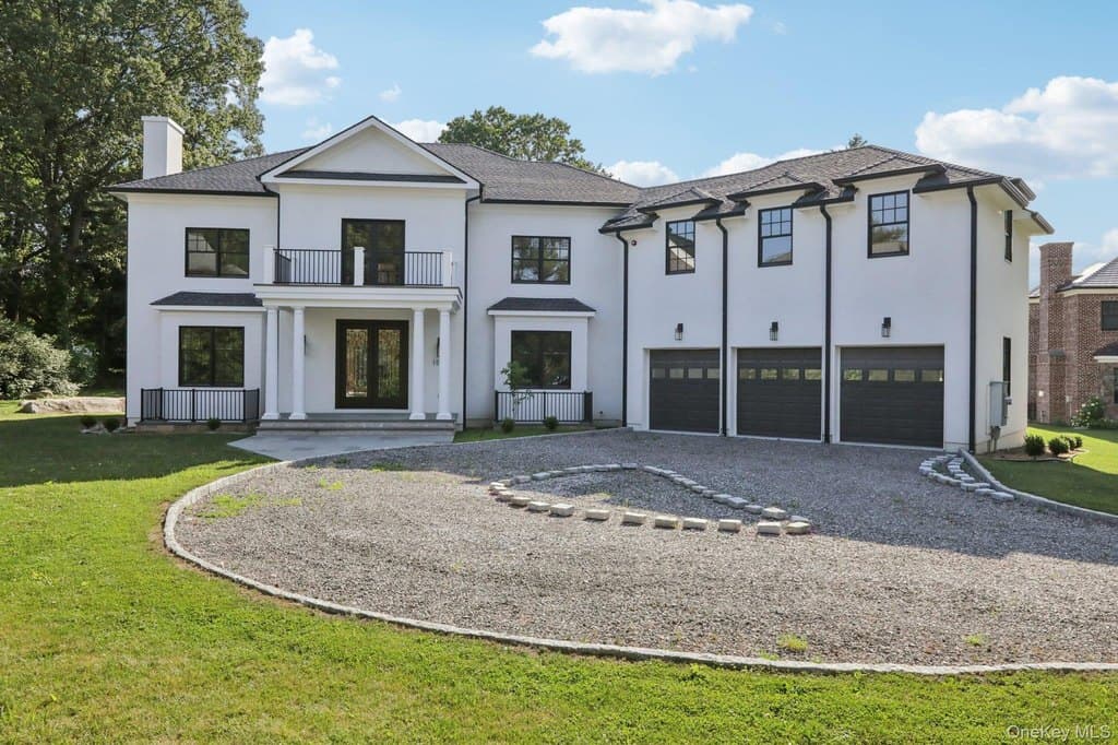 15 High Point Ter, Scarsdale