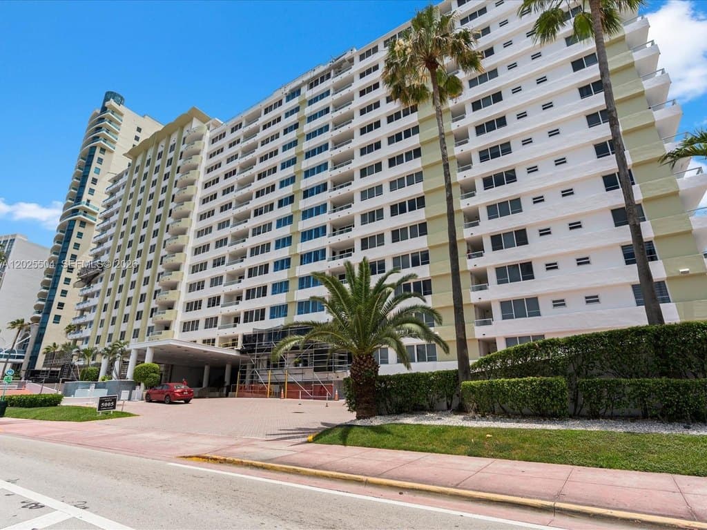 5005 Collins Ave Apt 222, Miami Beach