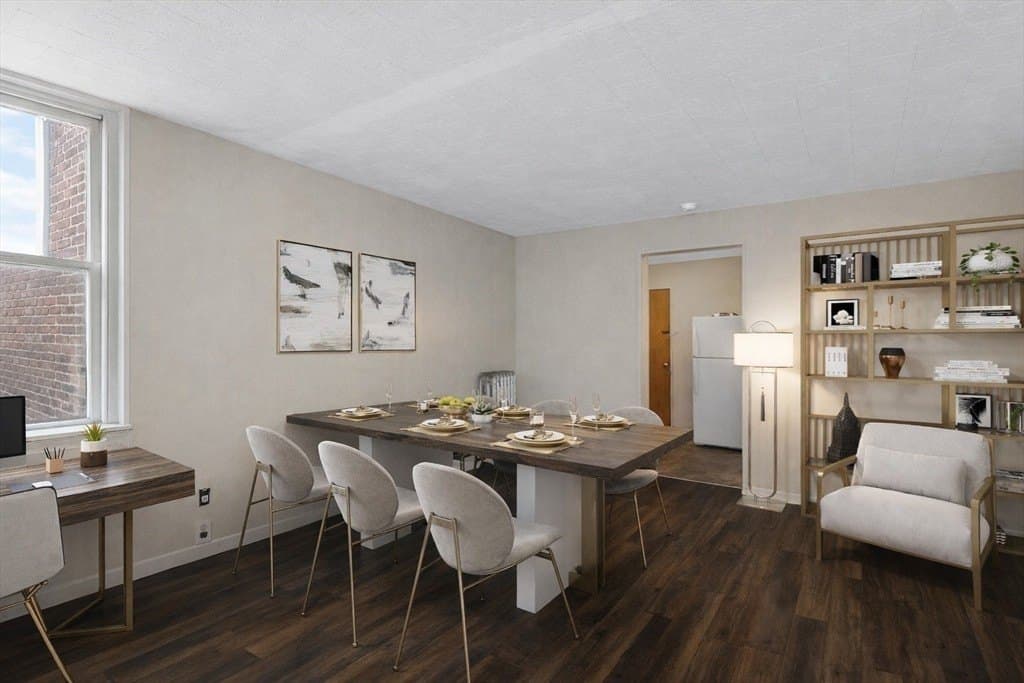 75 Park St Apt 8, Brookline