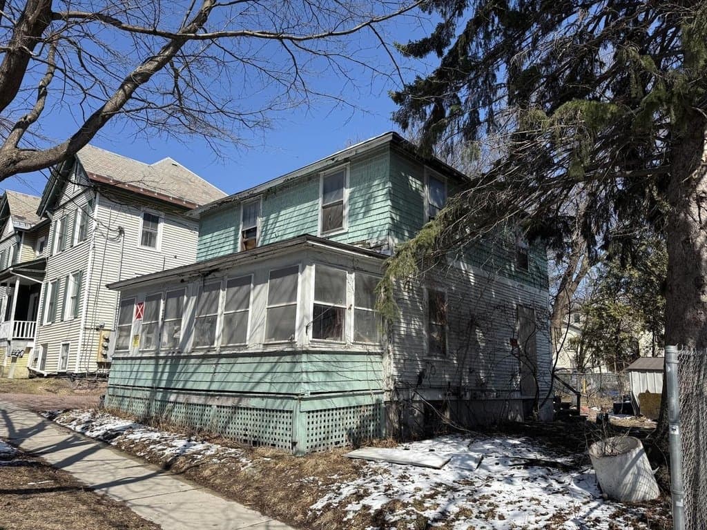 218 Saint Paul St, Burlington