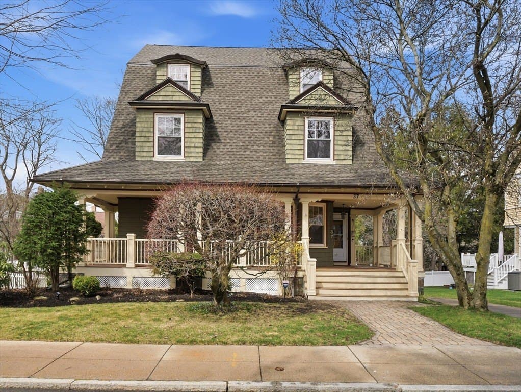 37 Pomfret St, Boston