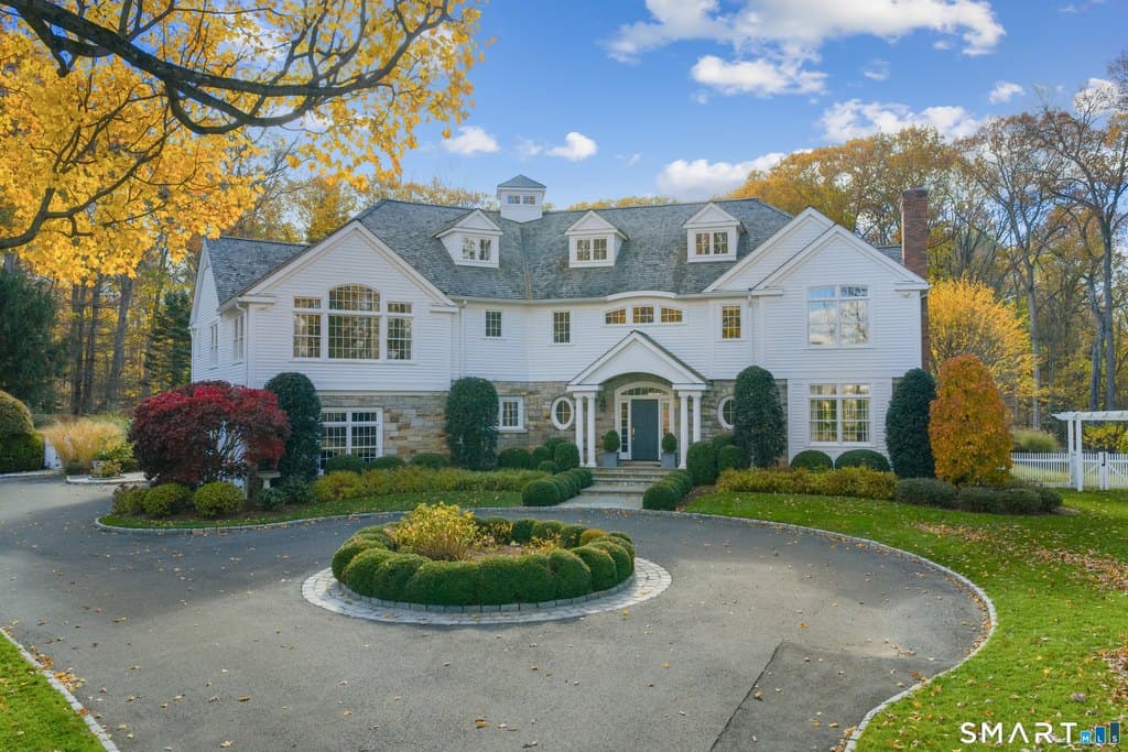 89 Pastures Ln, New Canaan