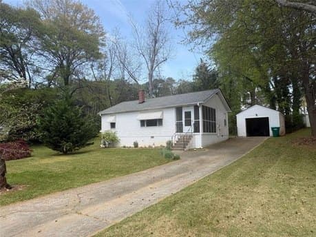 2608 Valley Stream Dr