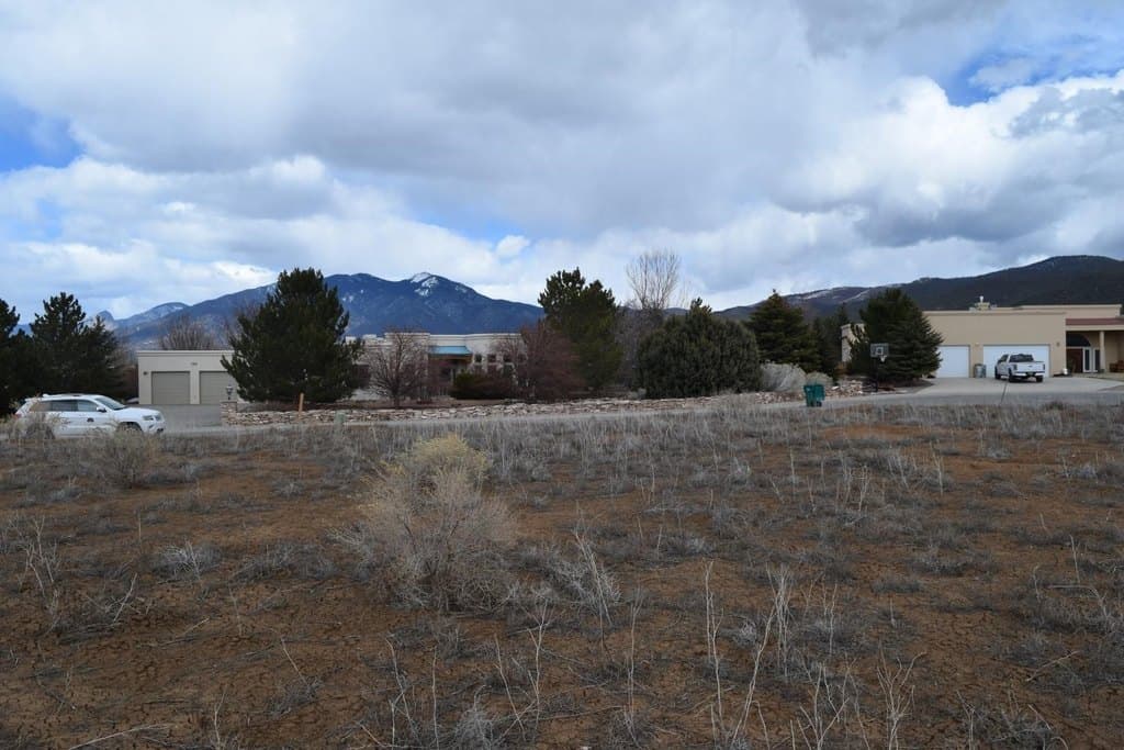 Sierra Vista Ln Lot 33, Taos