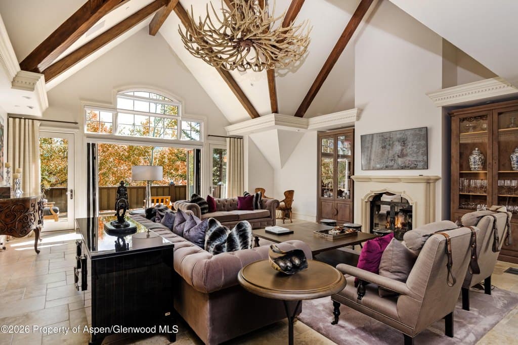 204 Oregon Trl, Aspen