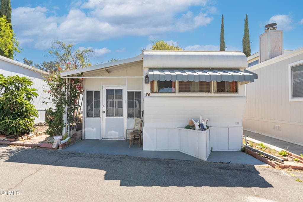 1075 Loma Dr Spc 66, Ojai