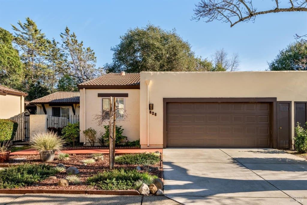 826 Adobe Dr, Santa Rosa