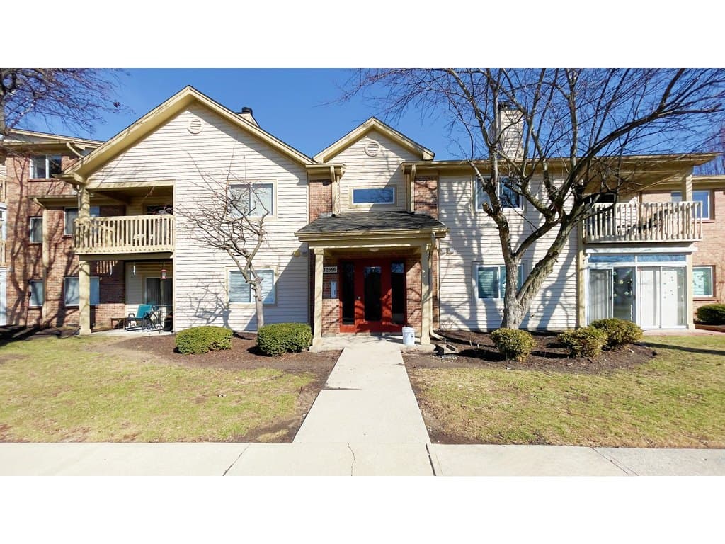 12555 Timber Creek Dr Unit 8, Carmel