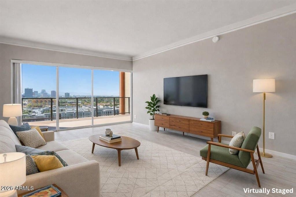 4750 N Central Ave Unit B14