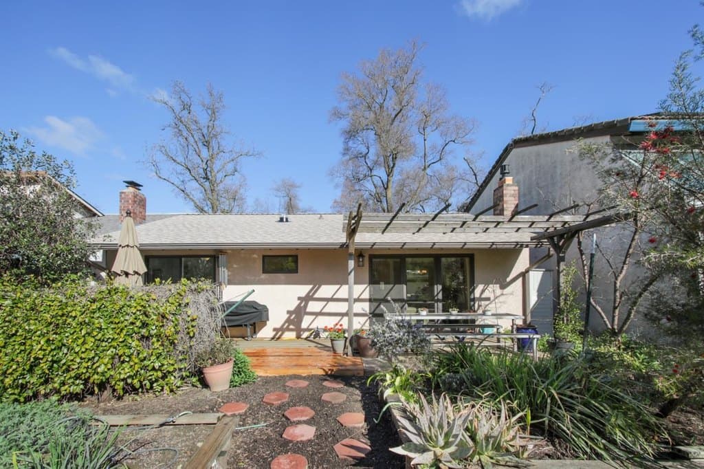 2318 Elendil Ln, Davis