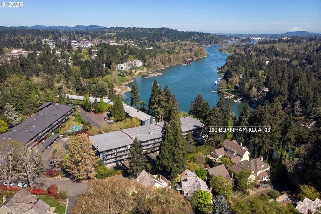 200 Burnham Rd Unit 103, Lake Oswego