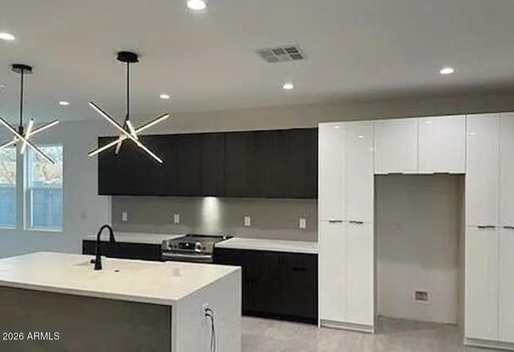 2826 N 28th Pl, Phoenix