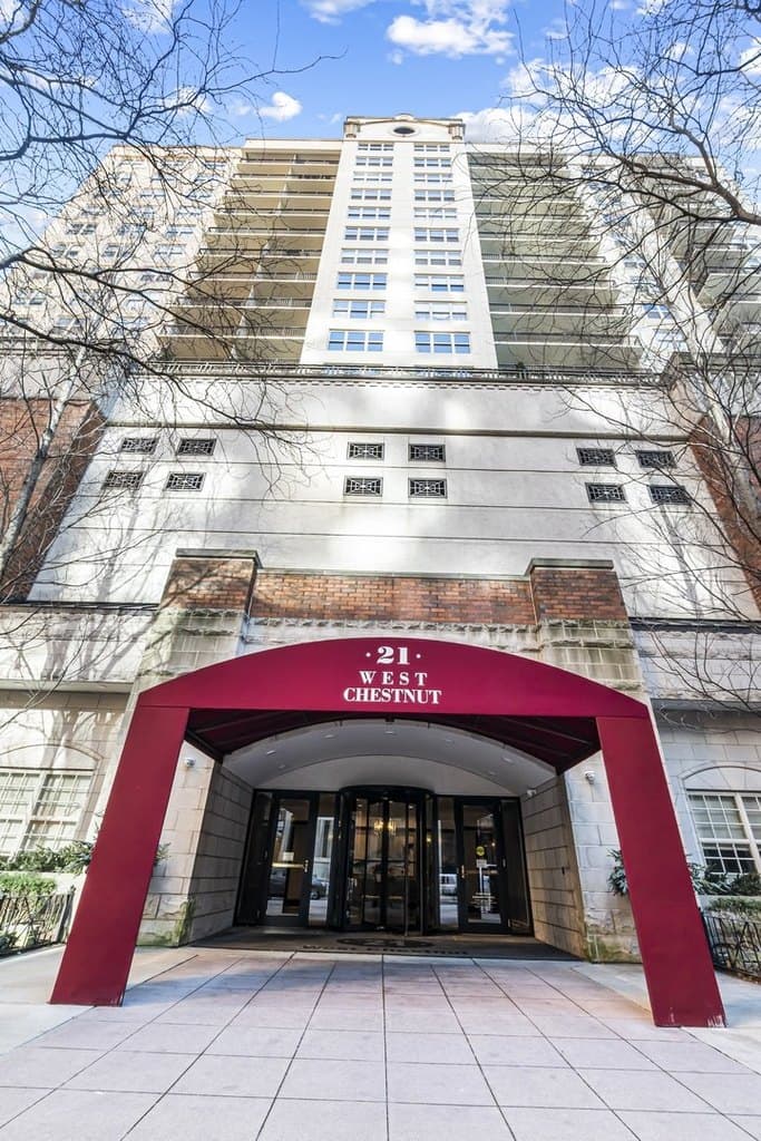 21 W Chestnut St Apt 1403